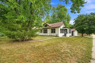 4500 Ewing Ave N, Robbinsdale, MN 55422 - Photo 15