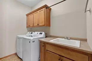 1050 Woodland Dr, Hastings, MN 55033 - Photo 29