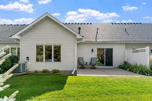 1050 Woodland Dr, Hastings, MN 55033 - Photo 7