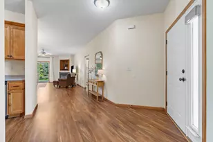 1050 Woodland Dr, Hastings, MN 55033 - Photo 11