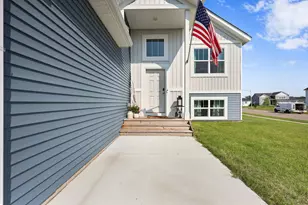 4706 8th St Loop NE, Saint Cloud, MN 56304 - Photo 1