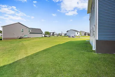 4706 8th Street Loop NE, Saint Cloud, MN 56304 - Photo 5