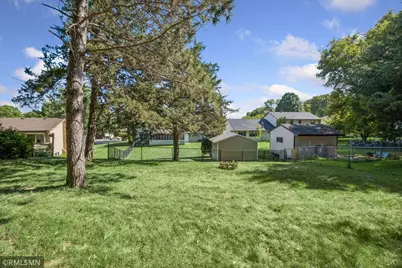 1440 Valley View Road, Chaska, MN 55318 - Photo 45