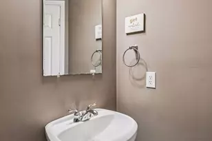 1440 Valleyview Rd, Chaska, MN 55318 - Photo 37