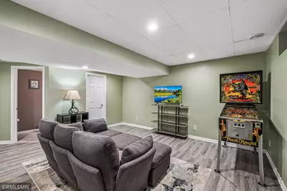 1440 Valley View Road, Chaska, MN 55318 - Photo 35