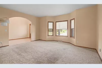 W7885 Country Avenue, Holland, WI 54636 - Photo 5