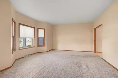 W7885 Country Avenue, Holland, WI 54636 - Photo 7