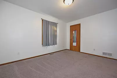 6781 Sherwood Road, Woodbury, MN 55125 - Photo 13