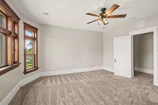 501 Forest St, Kenyon, MN 55946 - Photo 13