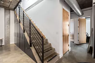 200 Park Ave, Minneapolis, MN 55415 - Photo 39