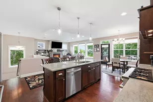 16588 E Lake Dr, Lakeville, MN 55044 - Photo 5