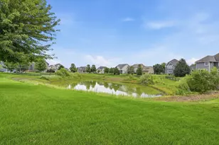 16588 E Lake Dr, Lakeville, MN 55044 - Photo 39