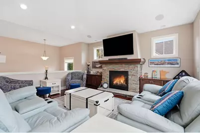 16588 E Lake Drive, Lakeville, MN 55044 - Photo 9