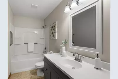 5700 Deer Trail E, Shoreview, MN 55126 - Photo 13