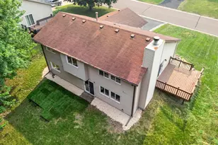 5700 Deer Trail E, Shoreview, MN 55126 - Photo 21