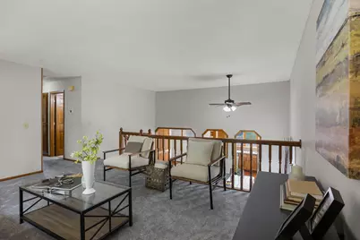 5700 Deer Trail E, Shoreview, MN 55126 - Photo 9