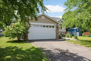 4089 Pennsylvania Ave, Eagan, MN 55123 - Photo 3