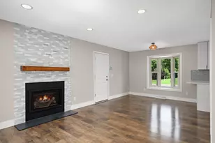 13712 E Wellington Crescent, Burnsville, MN 55337 - Photo 9