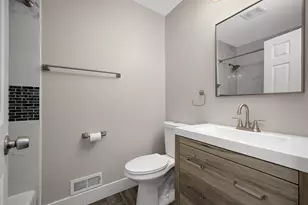13712 E Wellington Crescent, Burnsville, MN 55337 - Photo 19