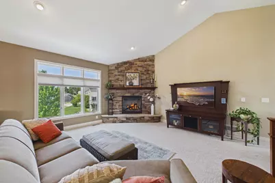 1545 Century Knoll Lane NE, Rochester, MN 55906 - Photo 5