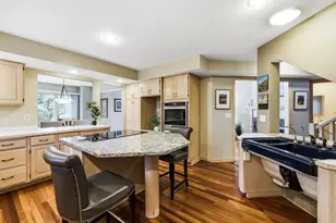 7096 Cahill Rd, Edina, MN 55439 - Photo 17