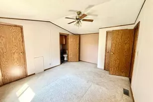 205 N Main St, Belview, MN 56214 - Photo 29