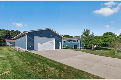 1112 Legion Street S, Shakopee, MN 55379 - Photo 19