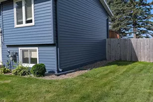 404 Kim Ln, Owatonna, MN 55060 - Photo 23