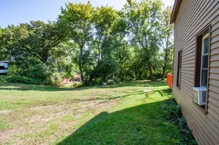 422 N Cleveland Ave, Fergus Falls, MN 56537 - Photo 23