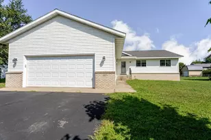 5871 Sandy Dr, Saint Cloud, MN 56303 - Photo 3