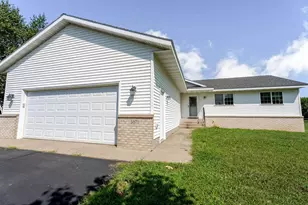 5871 Sandy Dr, Saint Cloud, MN 56303 - Photo 1