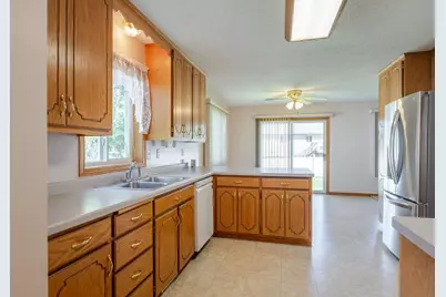 5871 Sandy Drive, Saint Cloud, MN 56303 - Photo 13