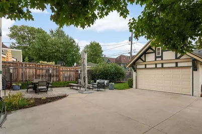 904 Osceola Avenue, Saint Paul, MN 55105 - Photo 25