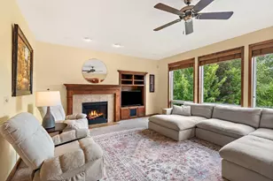 10742 Maple Blvd, Woodbury, MN 55129 - Photo 7