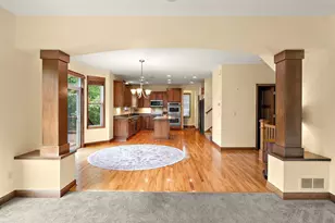 10742 Maple Blvd, Woodbury, MN 55129 - Photo 11