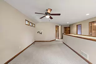 10742 Maple Blvd, Woodbury, MN 55129 - Photo 21