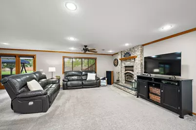 9303 Washburn Avenue N, Brooklyn Park, MN 55444 - Photo 19