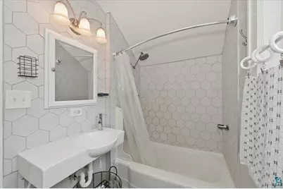 5215 Avondale Street, Duluth, MN 55804 - Photo 21