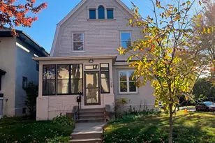 129 W 33rd St, Minneapolis, MN 55408 - Photo 1