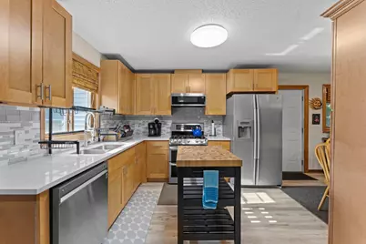 4555 W 131 1/2 Street, Savage, MN 55378 - Photo 13