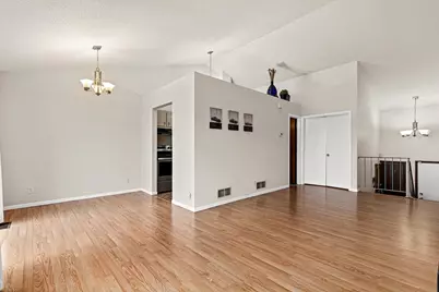 804 Seal Street, Saint Paul, MN 55114 - Photo 5
