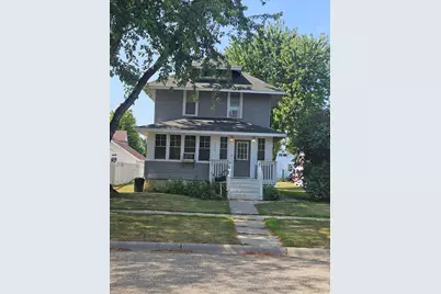215 8th Street N, Breckenridge, MN 56520 - Photo 1