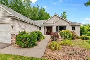 10464 Spruce St, Chisago City, MN 55013 - Photo 3