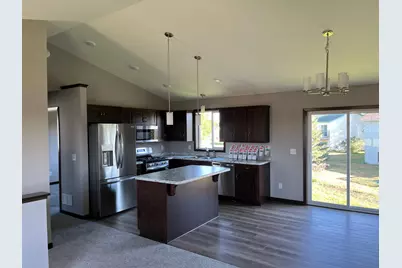 1802 Oak Pond Drive NW, Sauk Rapids, MN 56379 - Photo 3