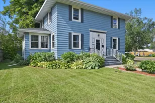 902 E 8th St, Superior, WI 54880 - Photo 25