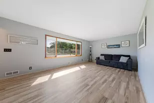 1334 Lincoln Ave, Owatonna, MN 55060 - Photo 11