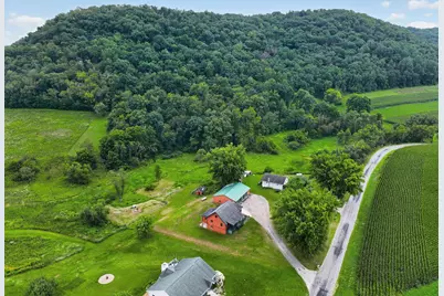 565 Beckman Road, La Crescent, MN 55947 - Photo 39