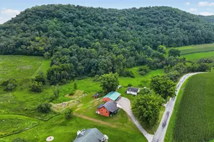565 Beckman Rd, La Crescent, MN 55947 - Photo 39