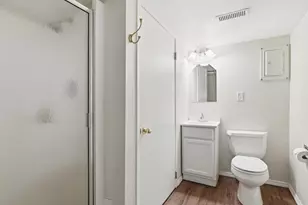 2800 Center Rd, Wayzata, MN 55391 - Photo 21