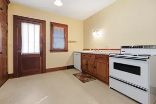 564 W Wabasha St, Winona, MN 55987 - Photo 11